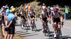 Covid řádí už i na Tour de France. Odnesl to také týmový kolega Pogačara
