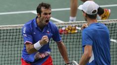 ON-LINE: Češi jsou po roce znovu VE FINÁLE! Berdych se Štěpánkem ovládli čtyřhru 3:0