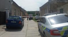 Stařenku (84) našli v domě mrtvou, její syn skončil v policejní cele!