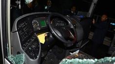 Klubový autobus Kadlece a spol. napadlo 200 výtržníků!