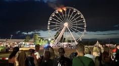 Ohnivý horor. Na festivalu v Německu vzplálo ruské kolo, desítky zraněných
