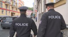 Bezpečnost na školách: Pomůže i policie, musíme vybudovat důvěru dětí, říká Bek