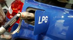 Elektřina, benzín, diesel? Ani jedno, Češi rekordně skupují auta na úplně jiné palivo