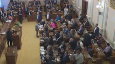 Schvalování změn v důchodech krachlo. Sněmovna projednávání odložila