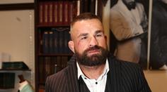 Karlos Vémola zažil na dovolené hrůzu a děs. Bijec čelil pomstě svých dětí
