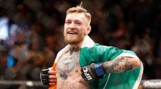 McGregor oslaví třicetiny: Socha jako dárek, potěší tvrďáka? FOTO