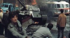 Na historika v srpnu 1968 mířil samopal, v osudnou noc ho vzbudila letadla