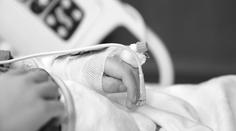 Holčička díky sbírce dostala nejdražší lék na světě. Nemoci ale nakonec podlehla