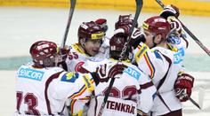 Plzeň vyhrála ve Vítkovicích, Sparta udolala Třinec