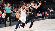 Basketbalisté Nymburka urvali v Lize mistrů výhru, bez porážky vedou skupinu