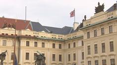 Blíží se střídání prezidentů. Oba čeká stěhování i schůzky se státníky