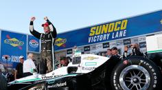 Nenechal nic náhodě! Simon Pagenaud vyhrál a bere letošní titul