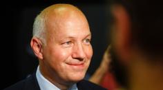 Homofobie uchazeče o Hrad: Fischer pokračuje v útocích na gaye a lesby