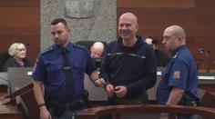 Až deset let vězení za pašování kokainu. Hlava gangu z Liberce je stále na útěku