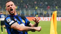 Inter Milán přiblížil k postupu Arnautovič. Utkání mezi PSV a BVB skončilo remízou