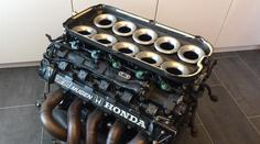 Konečně pořádný motor pro vaši Octavii! Desetiválec z formule 1