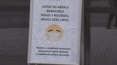 Roušky zůstanou v nemocnicích povinné. Na jak dlouho není jasné