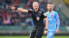 Příšerná rozhodnutí v MOL Cupu. Zlín končí po chybách, rozhodčí dostal flastr