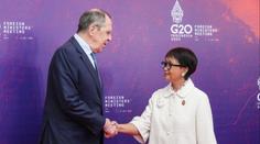 Lavrov předčasně odletěl ze summitu G20. Ptali se ho, kdy Rusko ukončí válku