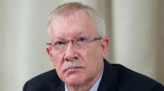 Polsko nás k tomu vybízí. Denacifikujeme ho hned po Ukrajině, řekl ruský poslanec