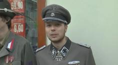 Muž v uniformě SS na pietní akci? Porušení zákona prověří policie