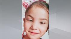 Stelu pohltila řeka, hledají ji už týden. V úterý by oslavila čtvrté narozeniny