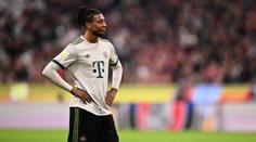 Hřejivý moment v Bundeslize. Hvězda Bayernu darovala fanouškovi mikinu