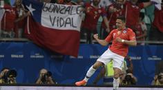 Hvězdný Sánchez zařídil Chile vítězství! A to přitom míč pořádně netrefil