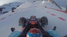 Očima pilota F1: Takhle se krotí 800 koní na zmrzlé sjezdovce