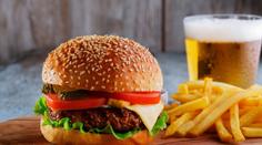 Burger King vyzval: Podpořte naši konkurenci a dejte si McDonald's!