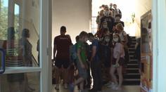 Kompletní návrat žáků a studentů do škol: Podle PES nejdříve v prosinci