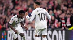Real si vyšlápl na soupeře Slavie a ukončil sérii bez výhry. Zářil Mbappé