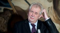 Miloš Zeman se ostře pustil do velvyslance USA a kardinála Vlka!