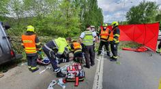 Záchranáři zasahovali u tragické nehody v Praze, dva lidé zemřeli