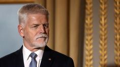 Prezident chce odložit digitalizaci stavebního řízení. Bartoš je proti