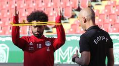 Nové zprávy o Salahovi! Stihne egyptský filuta start MS?