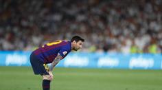 Messi vše dělá pro rychlý návrat po zranění, takhle tvrdě maká v písku!