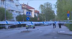 Střelba ve Švédsku: Tři lidé zemřeli. Pachatel ujel na elektrické koloběžce