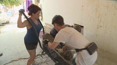 Opravy vesnic zasažených tornádem pokračují, dělníci se obávají zimy