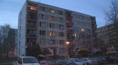 Požár v Duchcově stál starší ženu život, pět lidí skončilo v nemocnici