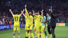 Divoké oslavy v Lize mistrů! Hráči Villarrealu tancovali na stole i skříni
