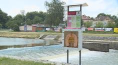Drama na jezu: Starší muž si šel zaplavat, proud ho strhl do propusti