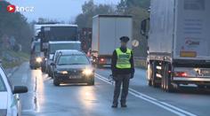 PÁTRÁNÍ: Řidič subaru srazil chodce. Od nehody ujel!