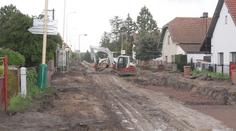 Výstavba nové silnice a kanalizace ochromila obec Kočí na Chrudimsku