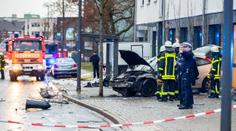 Auto vjelo v Německu do lidí: Jeden mrtvý, více zraněných