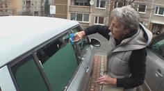 Ranní mrazíky potrápily řidiče. Vzniká černý led a odcházejí autobaterky