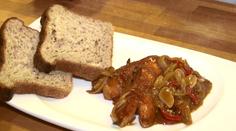 SUPER RECEPT: Udělejte si lahodné a rychlé buřty na pivu!