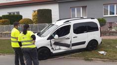 Při střetu dvou aut na Brněnsku se zranilo pět lidí. Řidič jel opilý