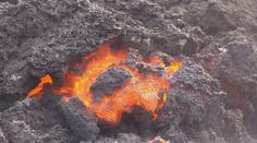 Sopka na Islandu láká turisty. Takovou erupci uvidíte jen jednou za život, říkají