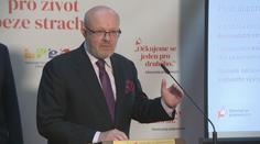 Válek: Žene se na nás vlna chřipky a covidu. Řekl, které období bude kritické